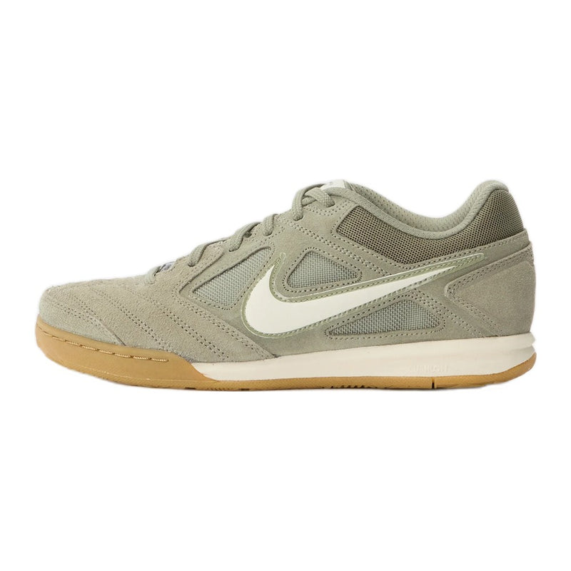 Nike Gato