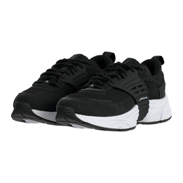 Jordan Trunner Black White