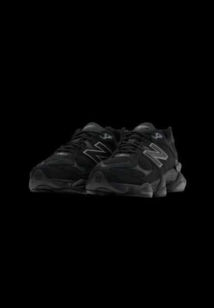 New Balance 9060 Triple Black