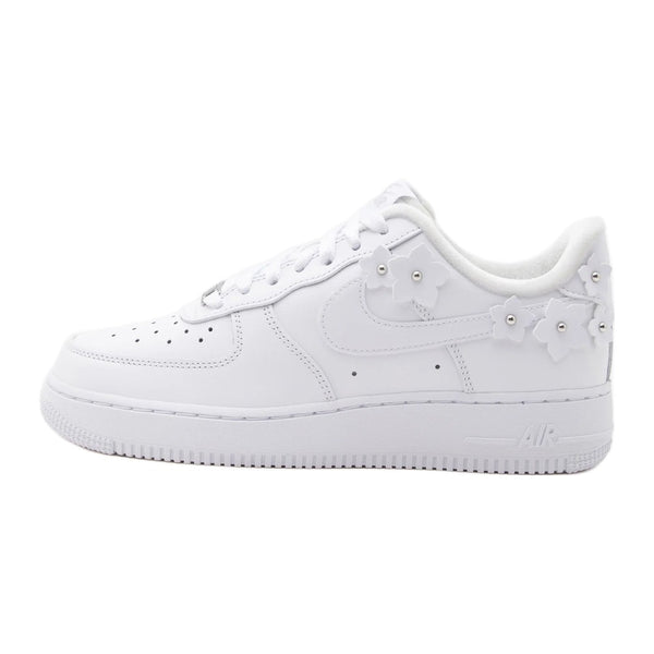 Nike Air Force 1 07 SE White Wolf Grey