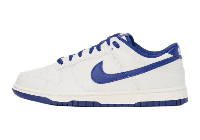 Nike Dunk Retro