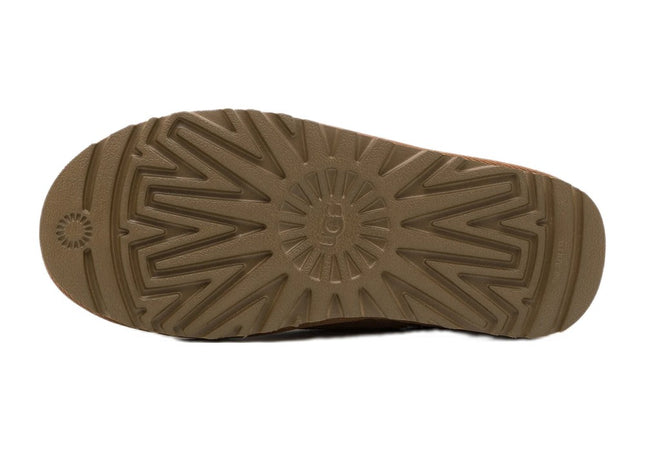 UGG Neumel Chelsea Chestnut