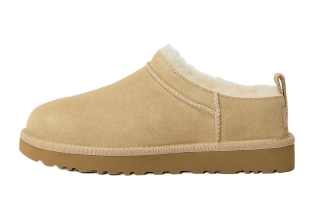 UGG Classic Sand
