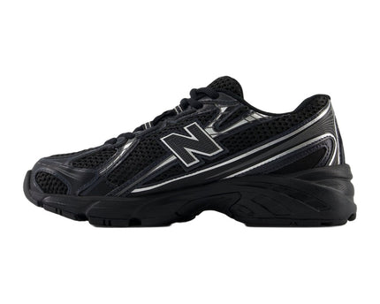 New Balance 740 Black