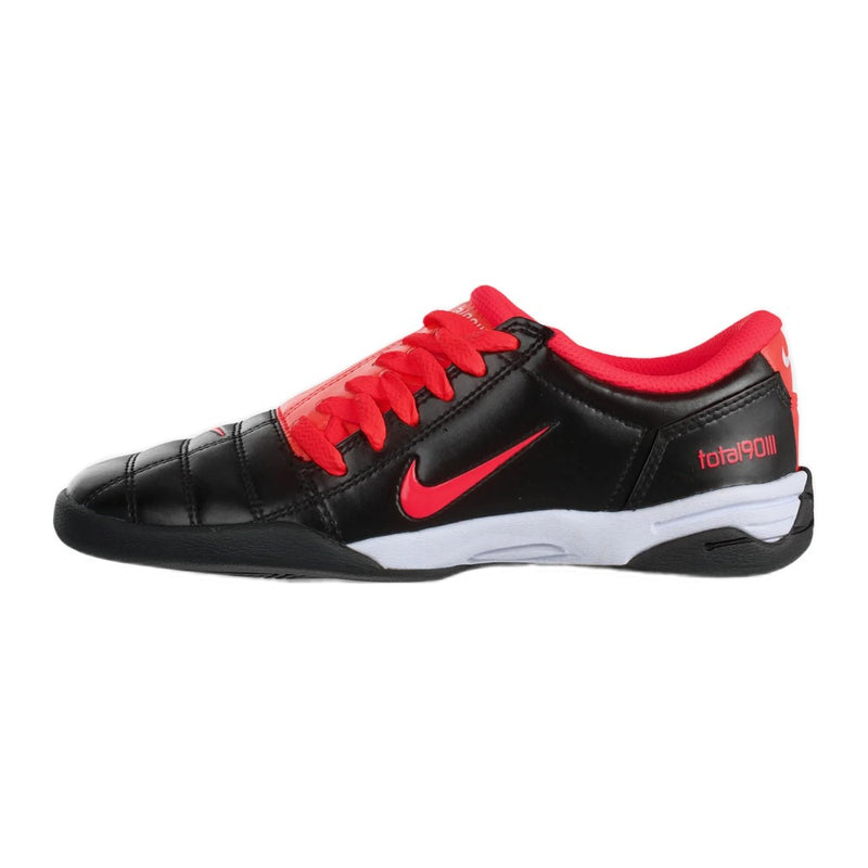 Nike Total 90