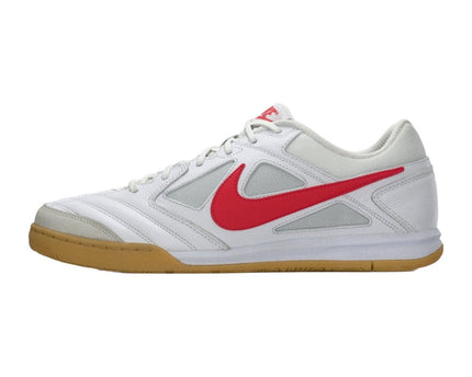 Nike Gato