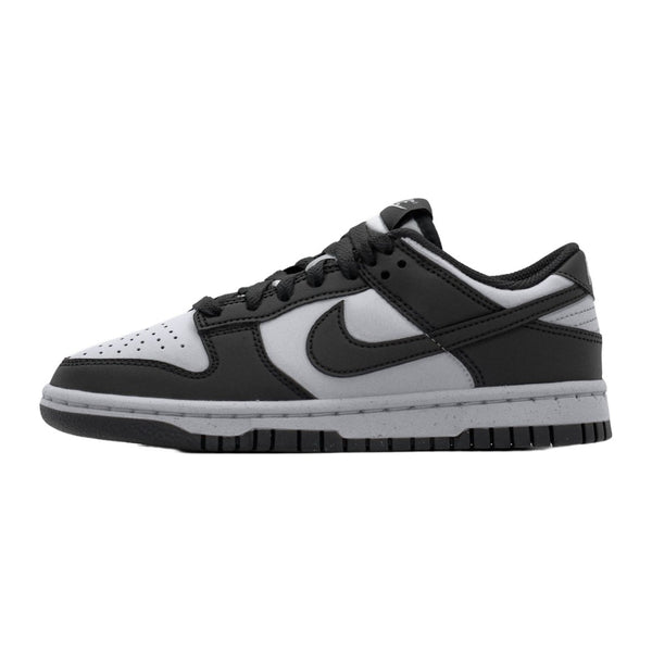 Nike Dunk Next Nature White Black