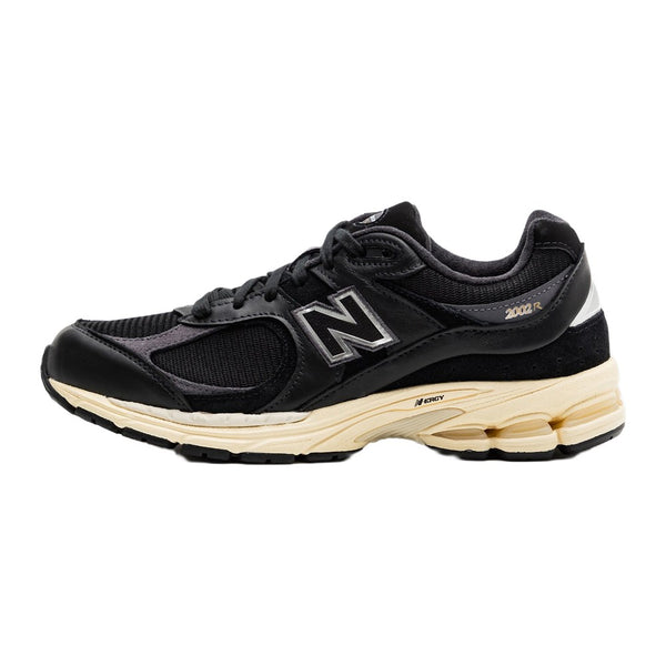 New Balance M2002