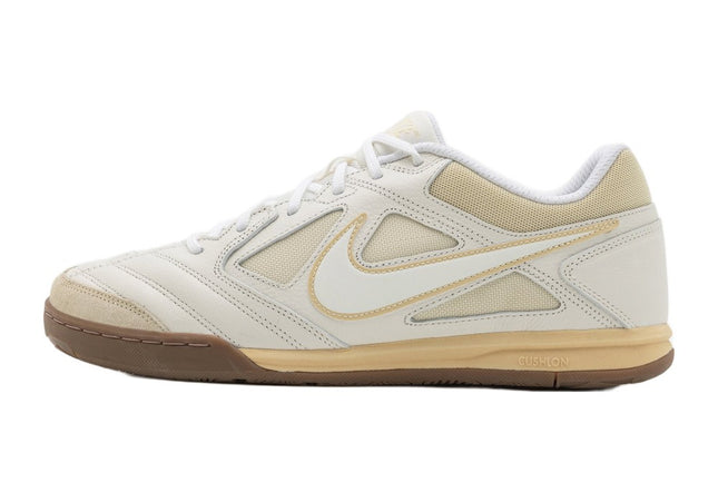 Nike Gato