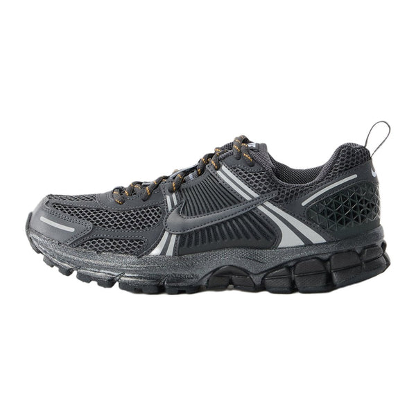 Nike Vomero 5