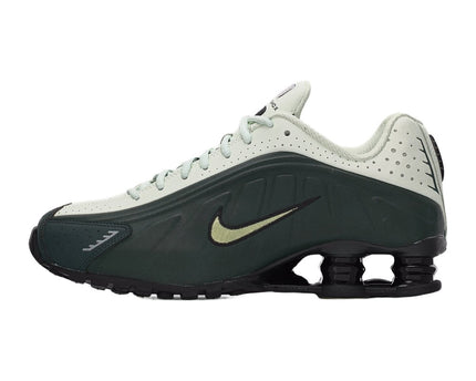 Nike Shox R4