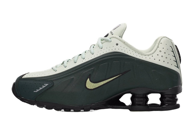 Nike Shox R4