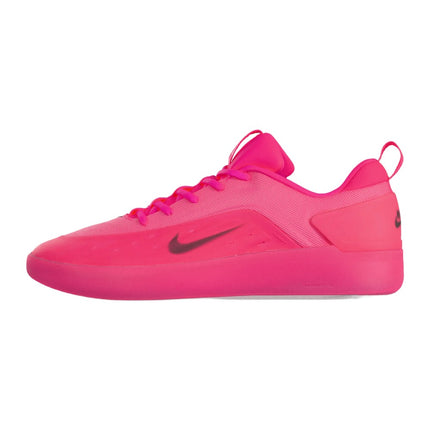 Nike SB Zoom Nyjah 4 Hyper Pink Black