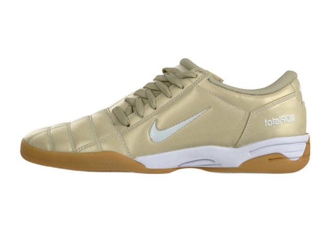 Nike Total 90