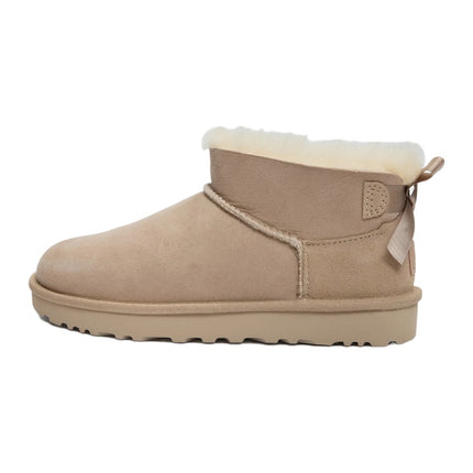 UGG Ultra Mini Bailey Bow Sand