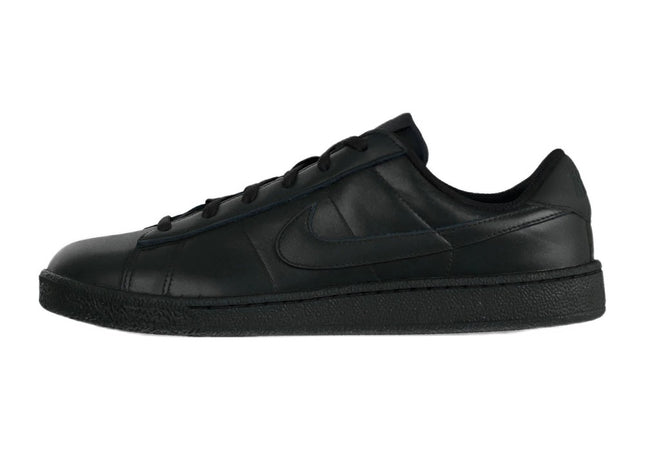 Nike Tennis Classic Black