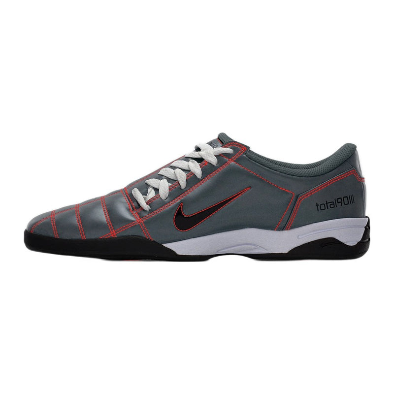 Nike Total 90
