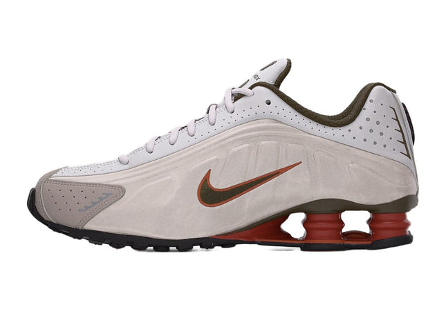 Nike Shox R4