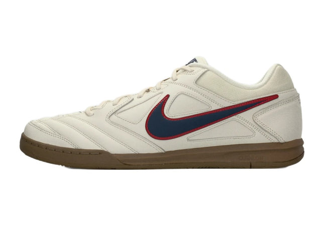 Nike Gato