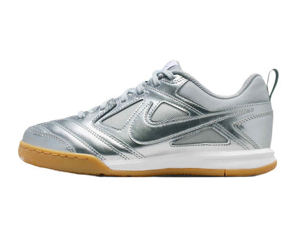 Nike Gato