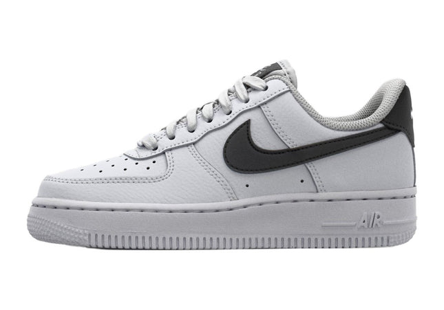 Nike Air Force 1 07 White Black