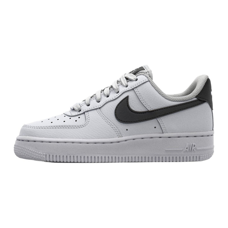 Nike Air Force 1 07 White Black