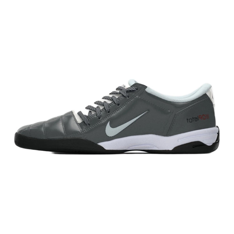 Nike Total 90