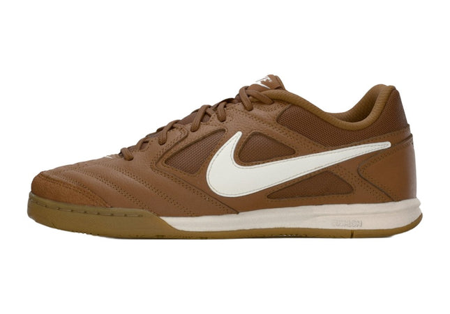 Nike Gato