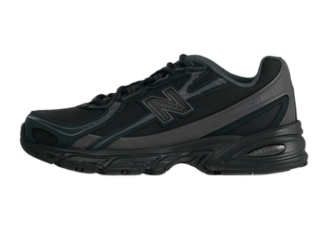 New Balance U740 Black