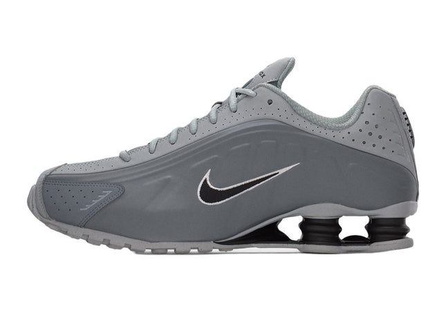 Nike Shox R4