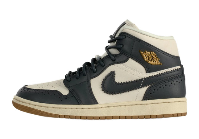 Jordan Air Jordan 1 Mid SE Off Noir Chalk