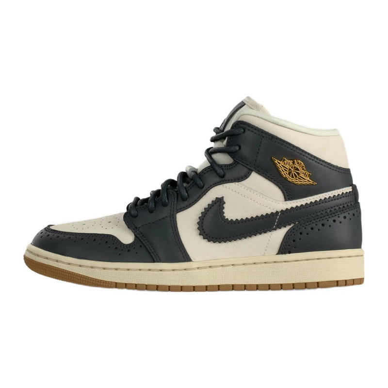 Jordan Air Jordan 1 Mid SE Off Noir Chalk