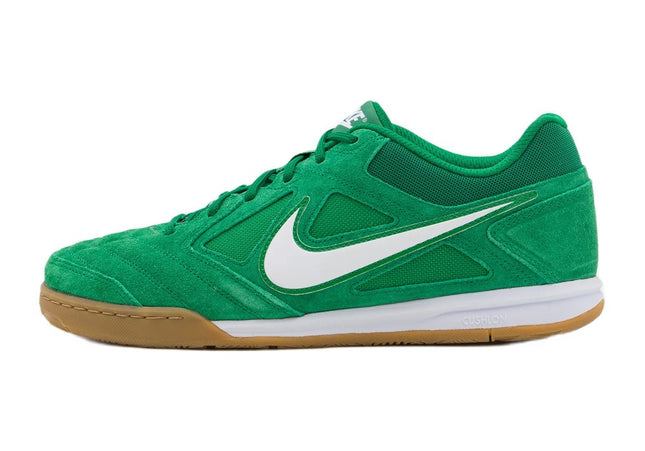 Nike Gato