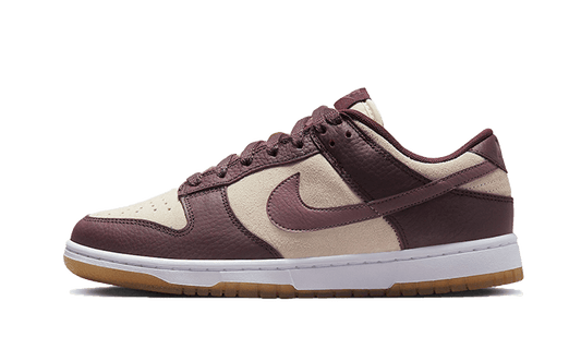 Nike Dunk Low Plum Eclipse